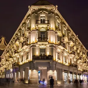 https://white-boutique-baku-hotel.aboutbakuhotels.com