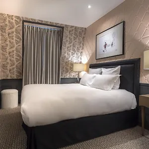 Otel La Parizienne, Paris