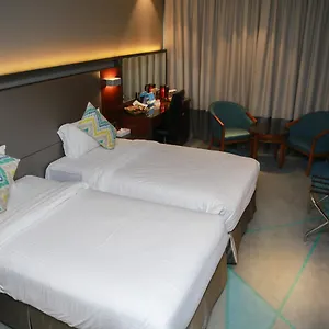 Versailles By Vieras 4* Dubai
