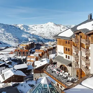 ***** Apart Otel Koh-i Nor By Les Etincelles Fransa