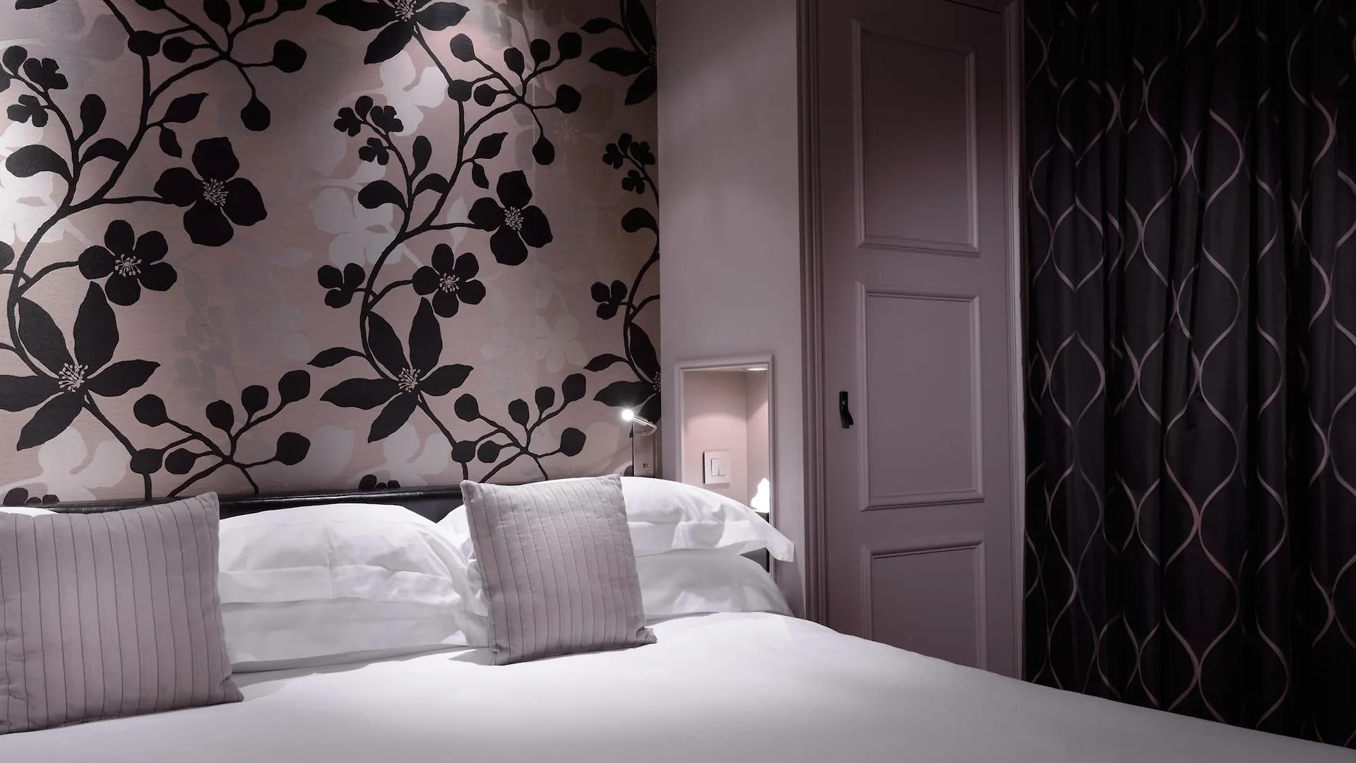 Le Mathurin Hotel & Spa Paris 4*,